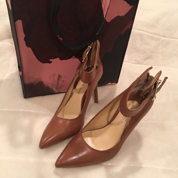 Gianni Bini Shoes - Giani Bini New Leather Pumps 8.5M